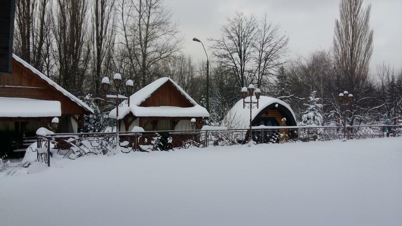 Charivna Taistra Bed & Breakfast Brovary Eksteriør bilde